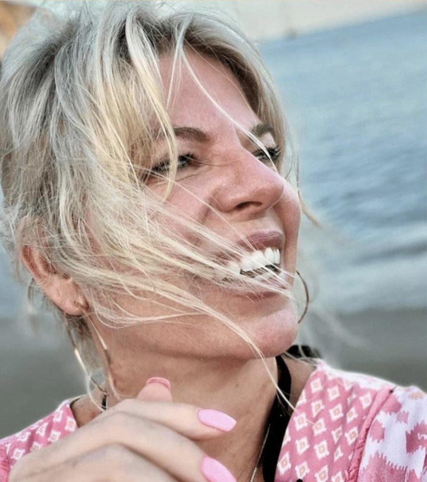 Anja McNeil by the sea in Mallorca